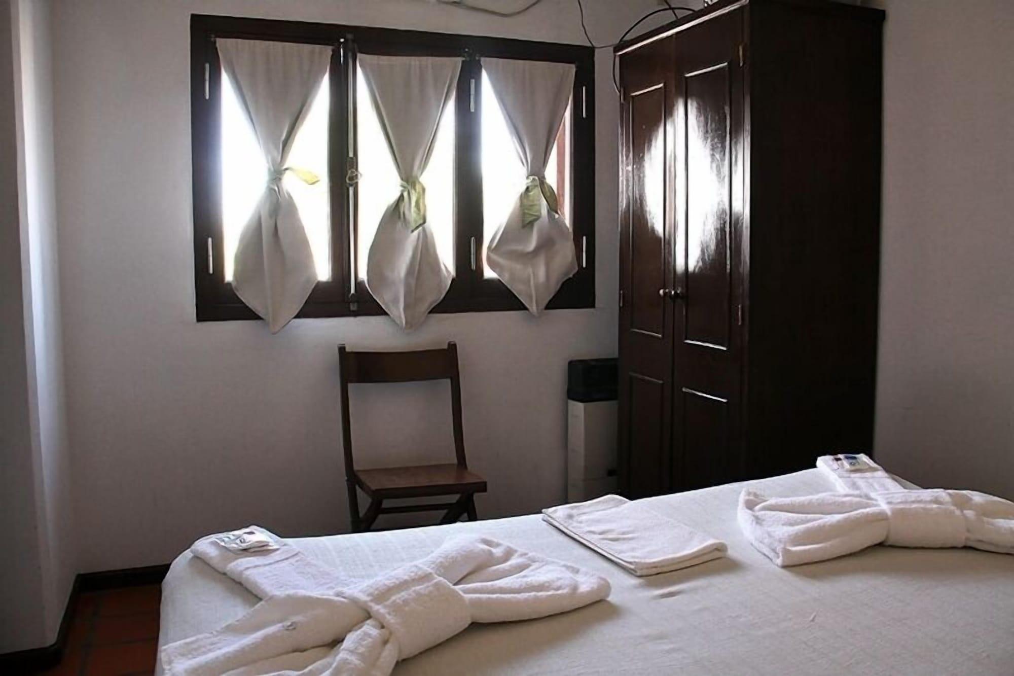 Donna Alda Hotel サルタ エクステリア 写真