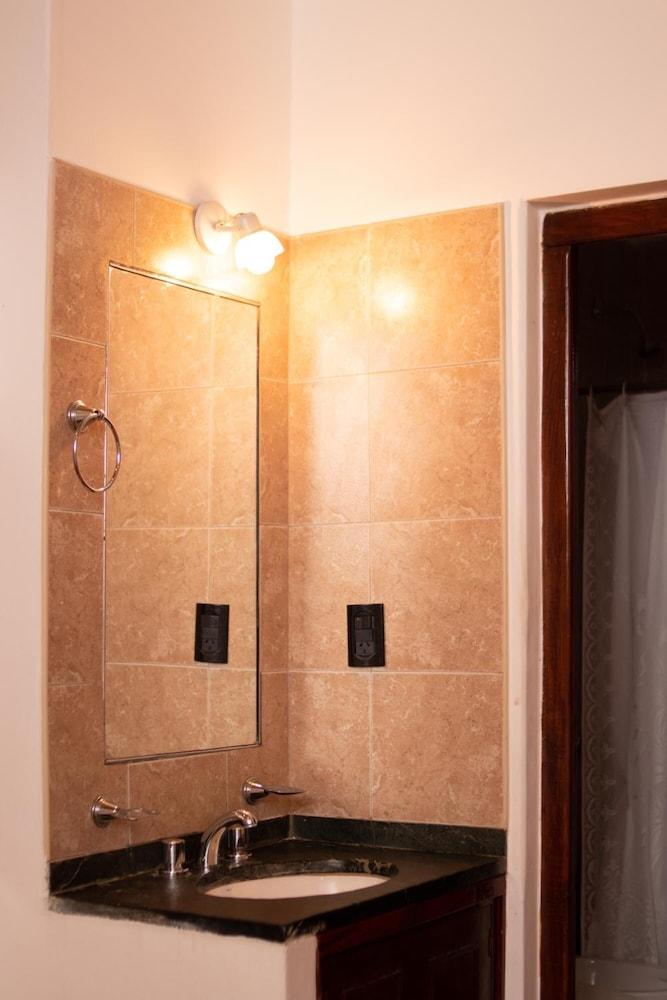 Donna Alda Hotel サルタ エクステリア 写真